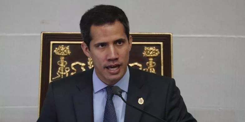 Constituyente aprueba retiro fuero a Guaidó