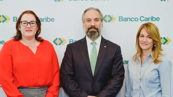 Banco Caribe firma acuerdo con Ministerio y el PNUD