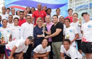 El Distrito Nacional  arrasa en campeonato de natación