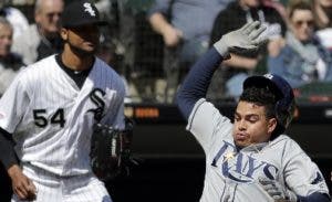 Eloy  Jiménez y Rafael Devers conectan dos hits