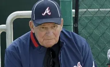 El exdirigente Bobby Cox se encuentra en estado delicado