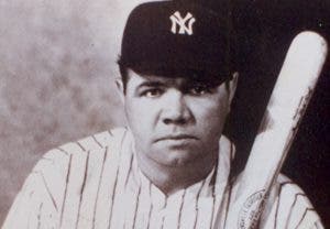 Bate de Babe Ruth se vende por cifra récord