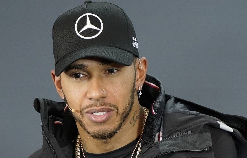 Lewis Hamilton está atento a un duelo con Sebastián Vettel