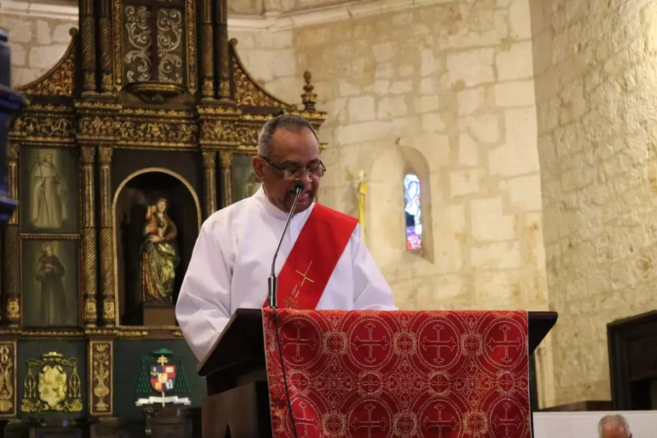 Sermón de las Siete Palabras: Iglesia invita a luchar contra males sociales