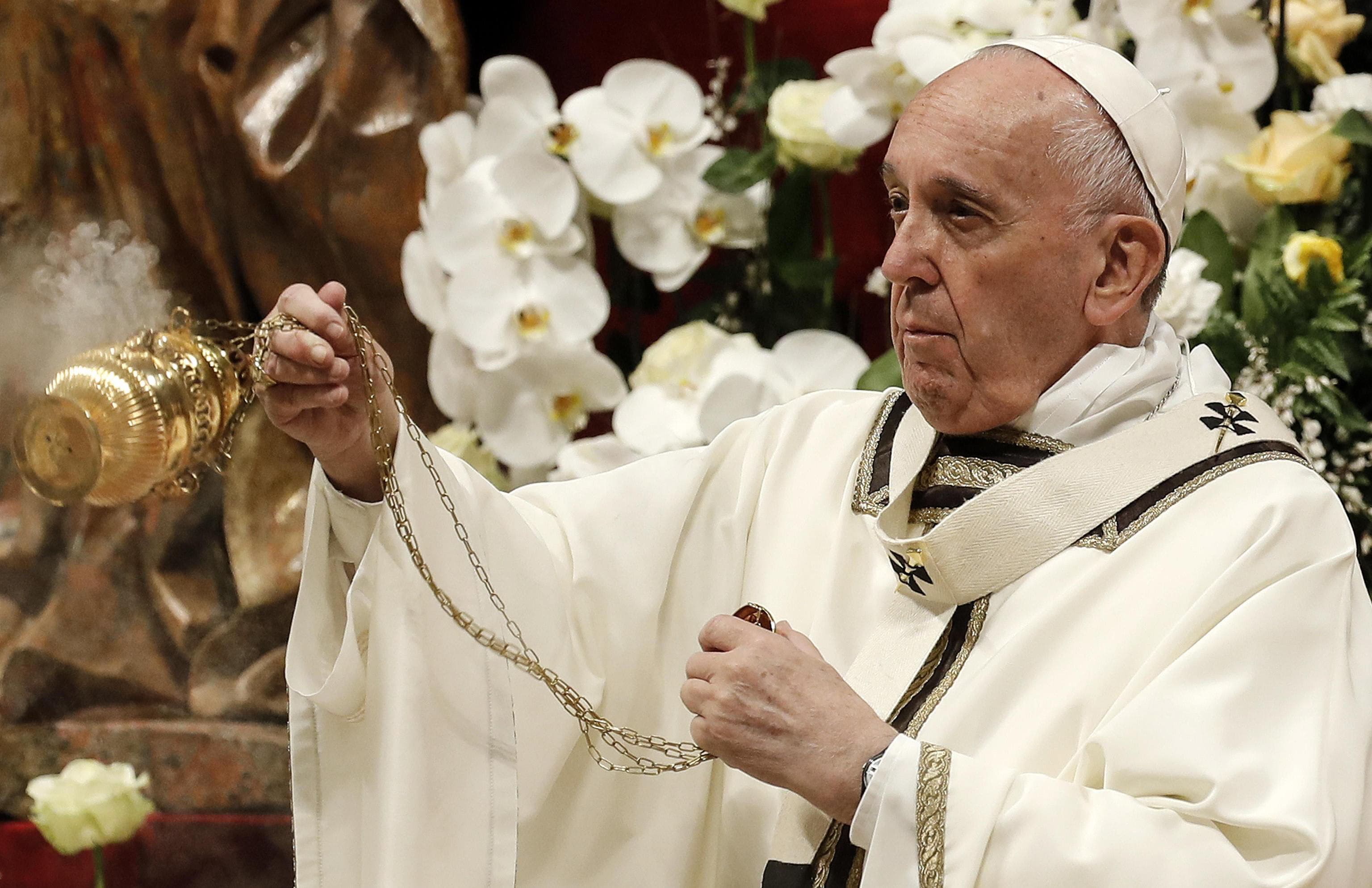 El papa Francisco llama a superar el miedo durante su homilía en la Vigilia Pascual