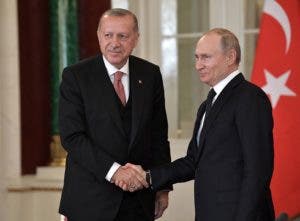 Erdogan dice a EEUU que compra de sistemas misiles rusos es decisión soberana