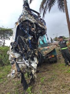 Policía afirma vehículo recuperado hoy del mar Caribe fue el alquilado por pareja norteamericana