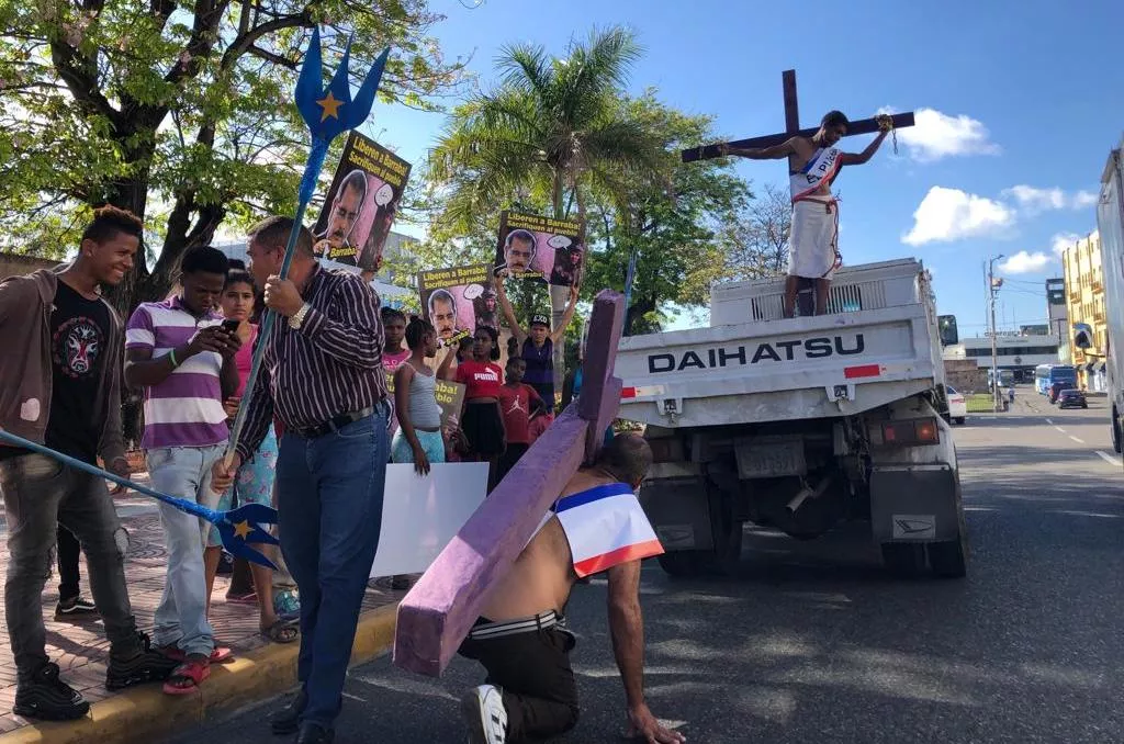 Frente Amplio advierte reforma a la Constitución traería caos al país