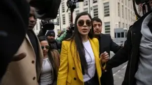 Esposa de «El Chapo» Guzmán es arrestada en EEUU