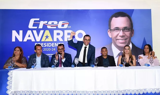 Andrés Navarro dice trabajará para que cada familia dominicana tenga casa propia