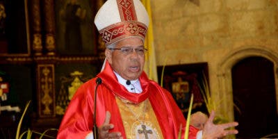 Arzobispo Ozoria exhorta a la sociedad a servir y dejar de lado lo material y el populismo