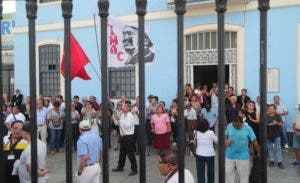 Familia de Alan García rechaza un funeral con los honores del Estado peruano