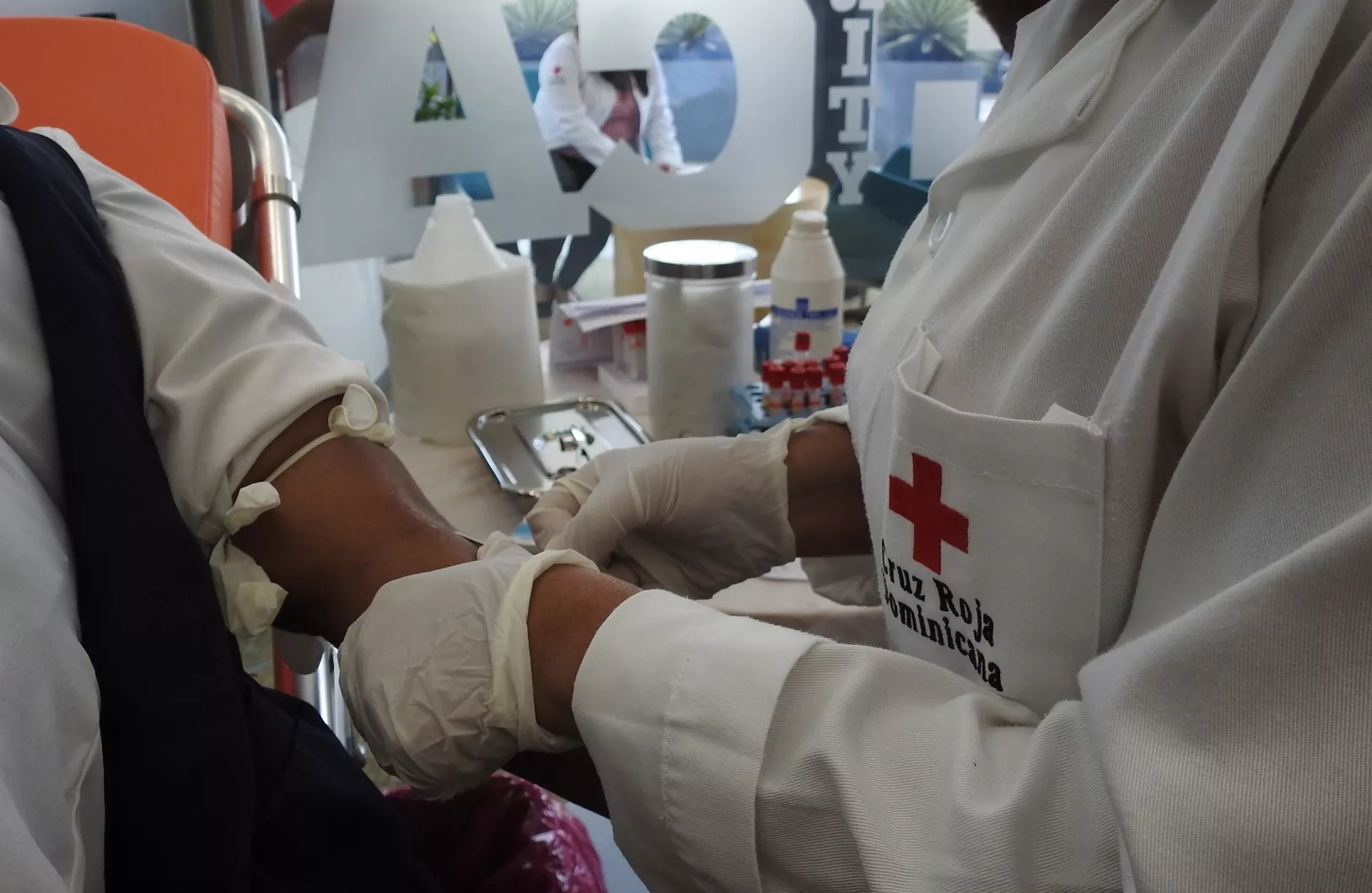 Cruz Roja suple 70 % de la sangre que se requiere en país