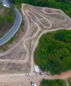 Construyen una pista de ciclismo de montaña en Constanza