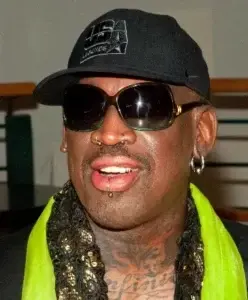 Rodman está acusado de dar una golpiza a hombre Miami