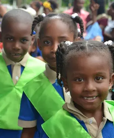 Niños del primer grado alfabetizados vía tecnología