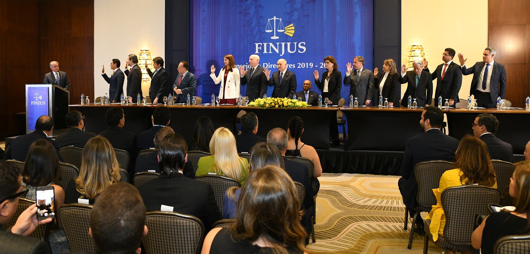 Finjus juramenta nuevo consejo de directores 2019-2021