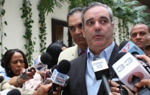 Abinader afirma oposición da seguimiento a JCE por decisión sobre “arrastre”