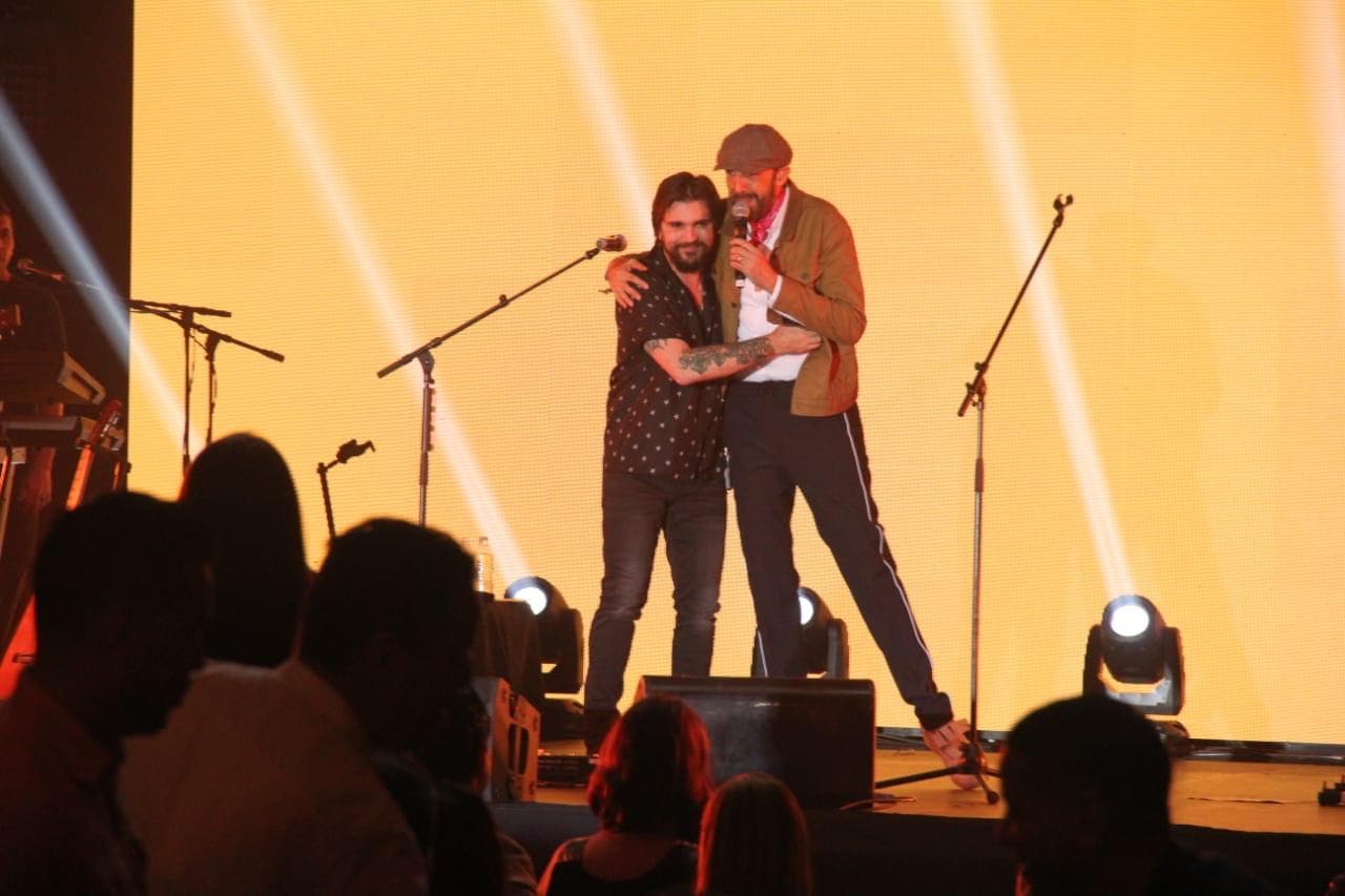 Juanes y Juan Luis Guerra en concierto benéfico en Punta Cana