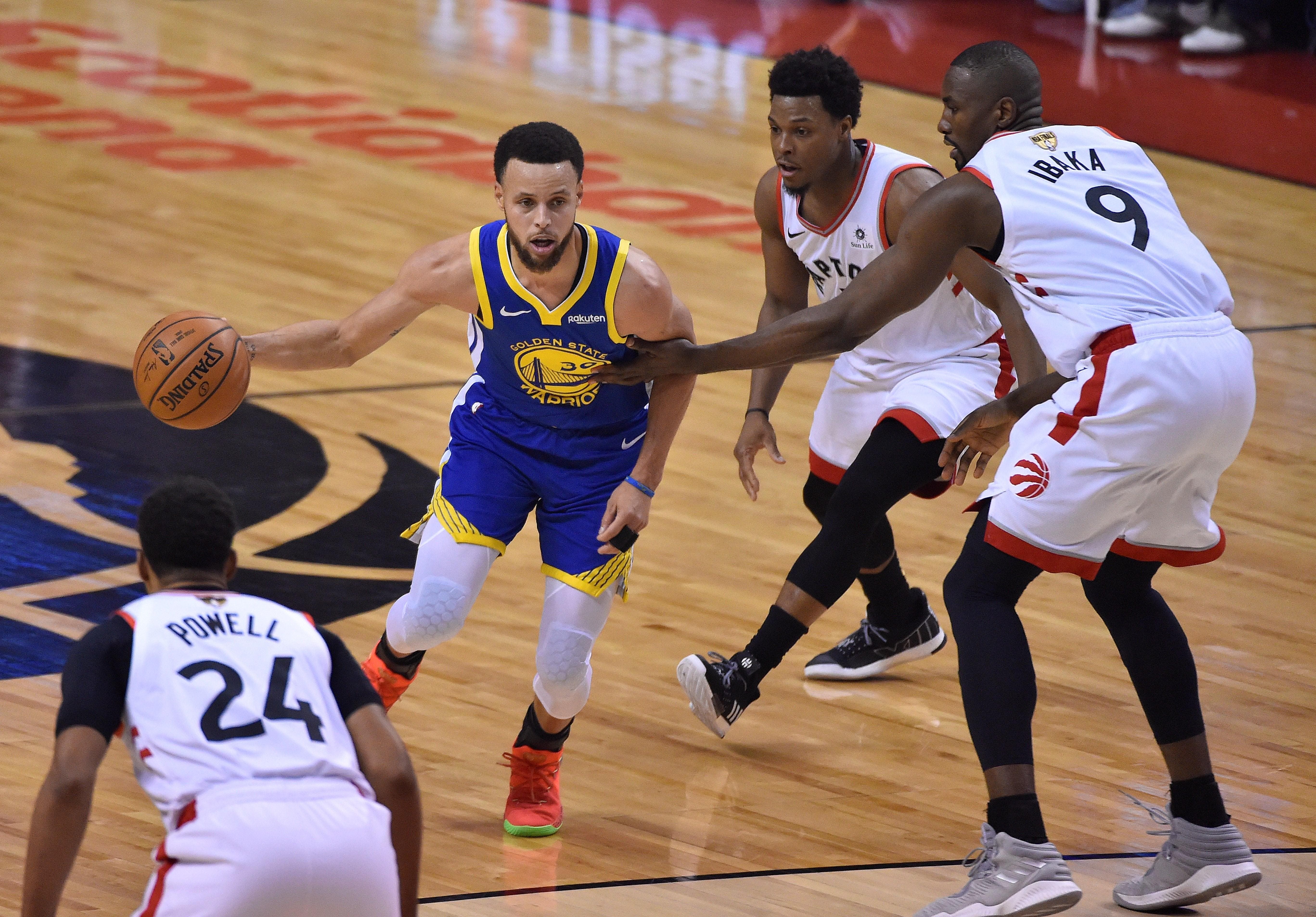Raptors doblegan a Warriors en primer  partido de la Final de la NBA