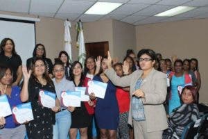 Red de Contadoras Dominicanas inicia diplomado