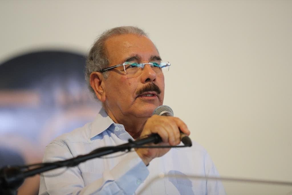 Presidente Danilo Medina emite decreto que  impulsará la producción