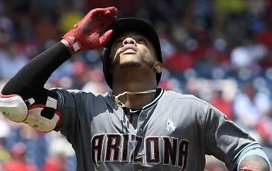 Ketel Marte batea el cuadrangular 20