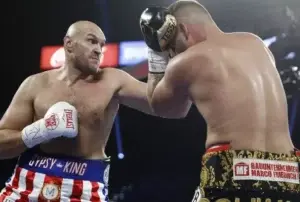 Fury derrota por nocaut a Schwarz