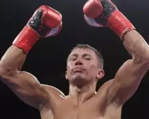 Golovkin gana por vía nocaut al canadiense Rolls en MSG