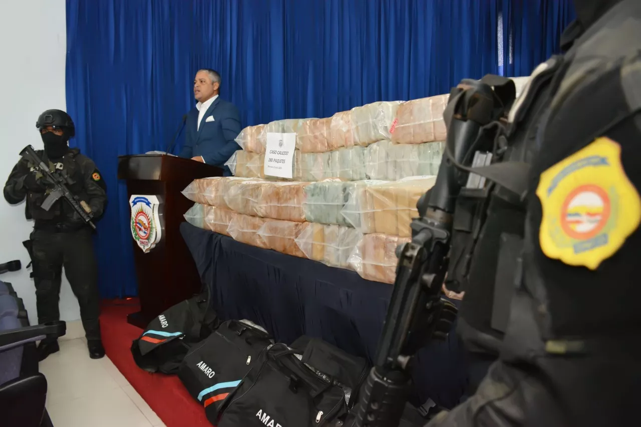 4f9c0e63-18ef-46bb-9ebf-6349f618a1f1