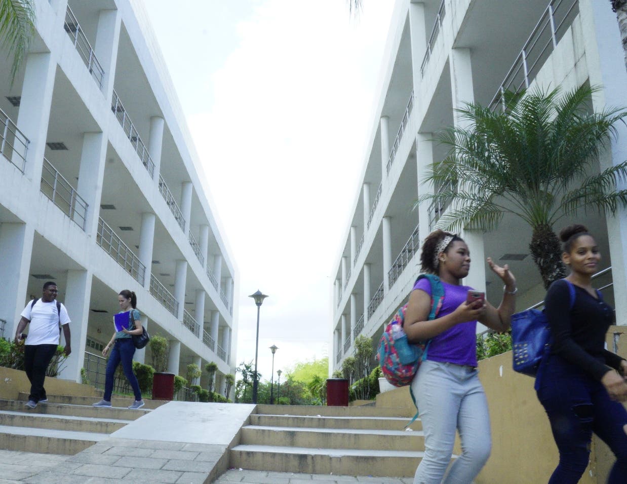 Egresados ITSC podrán optar por carreras en la Universidad Miami