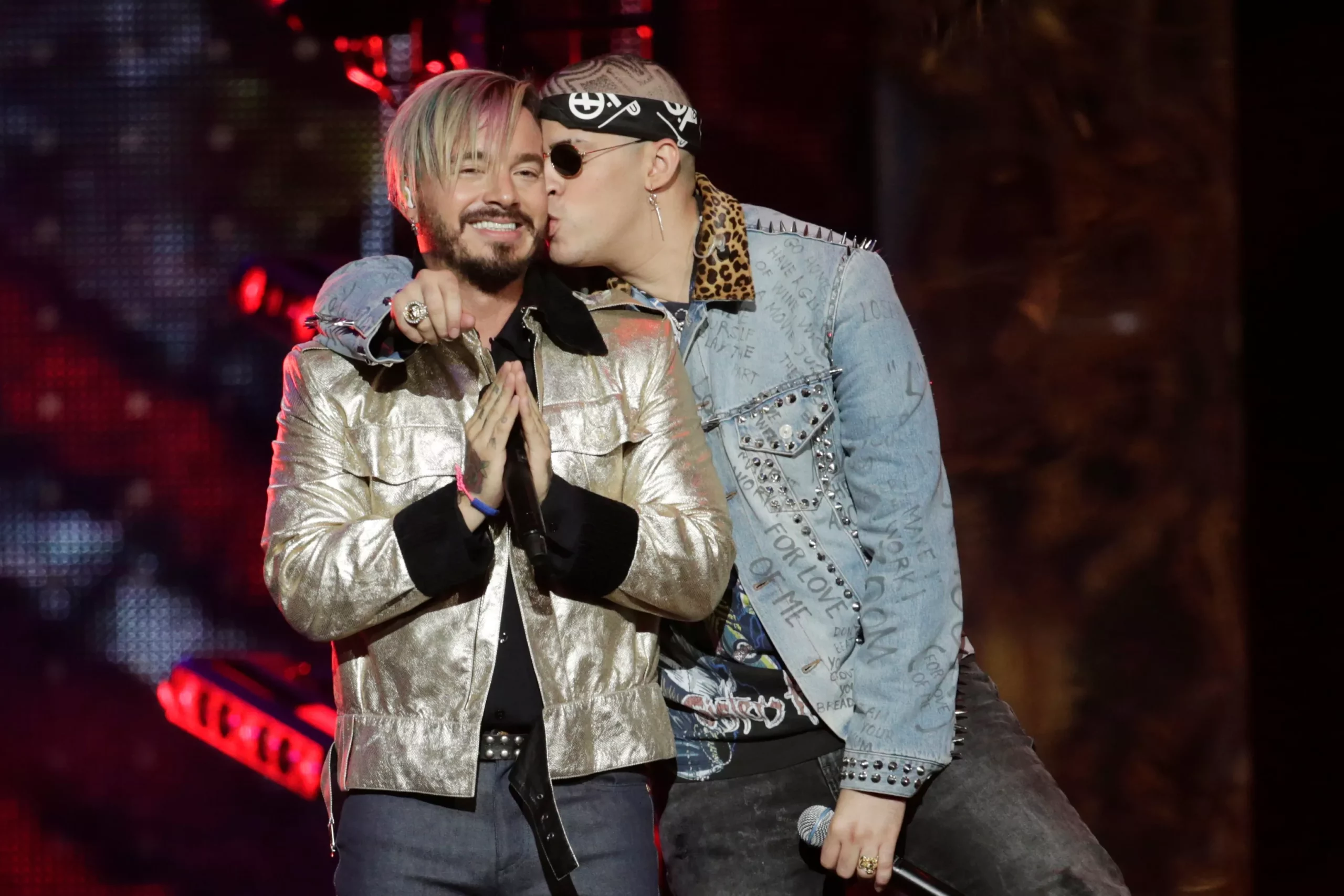 Bad Bunny y J Balvin lanzan todo un álbum juntos: 