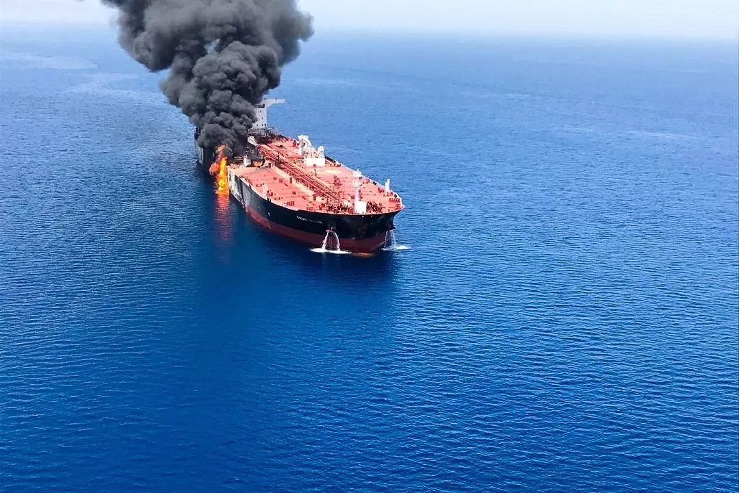 Un segundo buque petrolero japonés cruza el estrecho de Ormuz pese al bloqueo