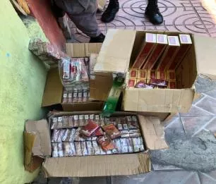 La Policía allana centro comercial y se incauta cigarrillos y otras mercancías adulteradas