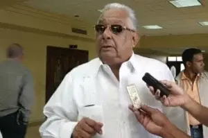 Euclides Gutiérrez llama peledeístas a “callarse y no hablar tanto”