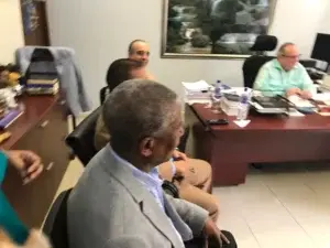 Video: Ocho senadores danilistas se reúnen en oficina de  Charles Maritotti