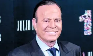 Juez determina que Julio Iglesias es padre de Javier Sánchez Santos