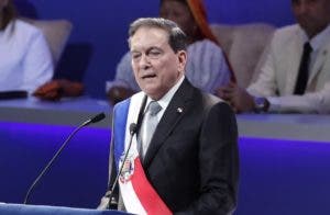 Laurentino Cortizo jura como presidente de Panamá