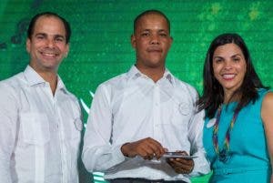 Grupo Puntacana reconoce colaboradores en premios