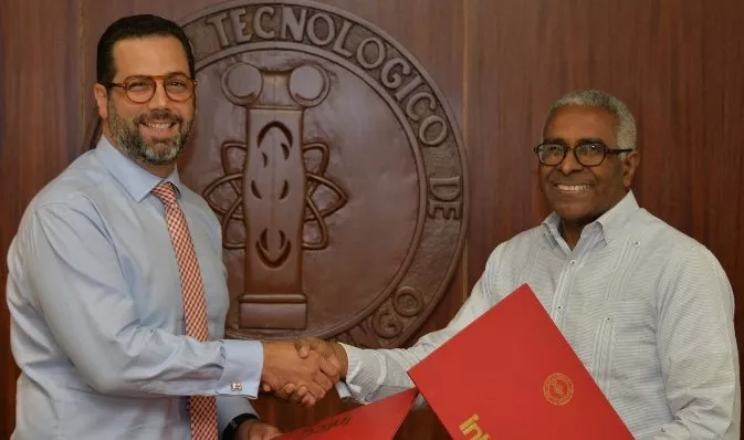 Cámara de Comercio e Intec firman acuerdo