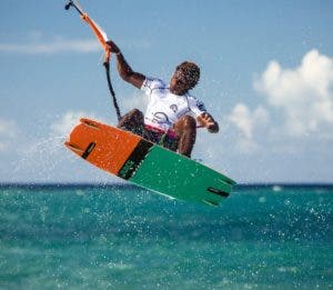 Dominicano Corniel gana  torneo mundial kitesurf