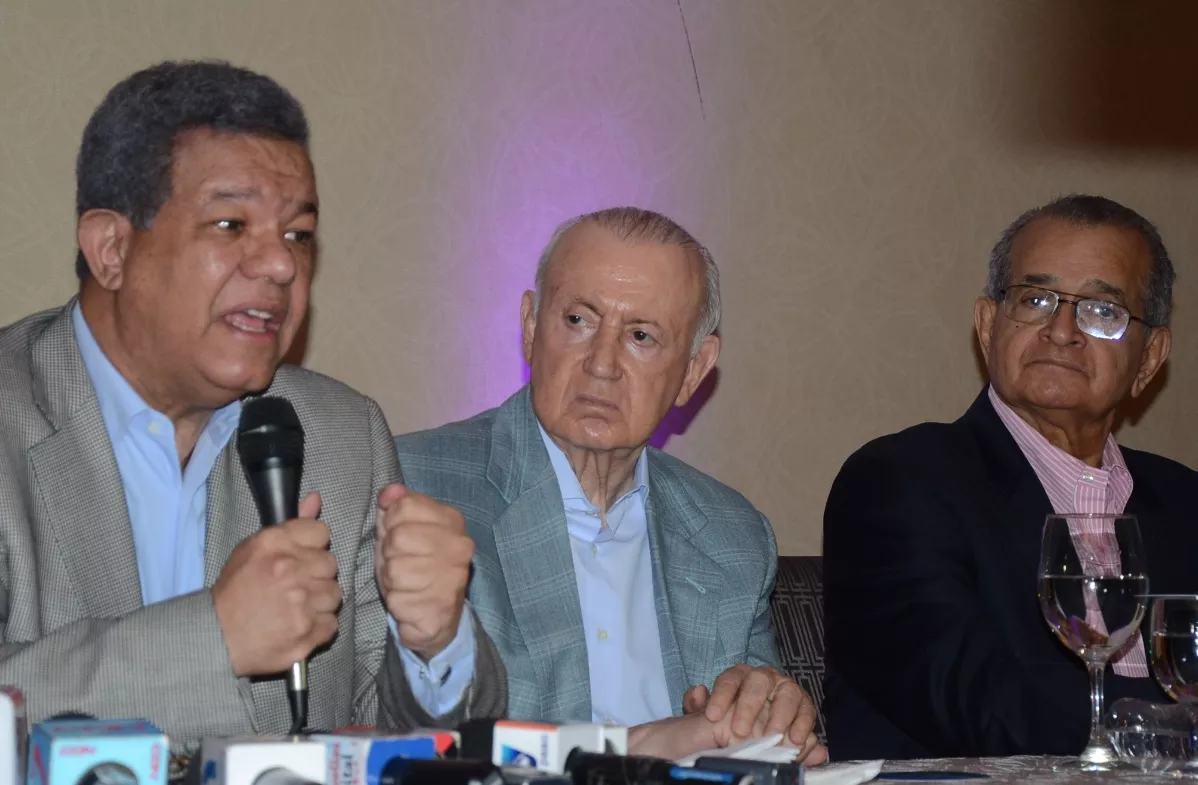 Leonel anuncia el pueblo va a  las calles