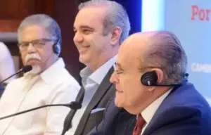 Rudolph Giuliani advierte reforma amenaza la democracia