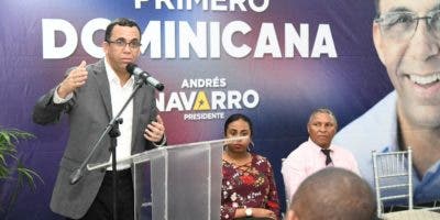 Andrés Navarro promete construir viviendas y presas