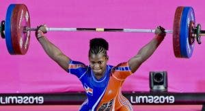 La pesista Crismery Santana logra medalla de plata en Panamericanos 2019