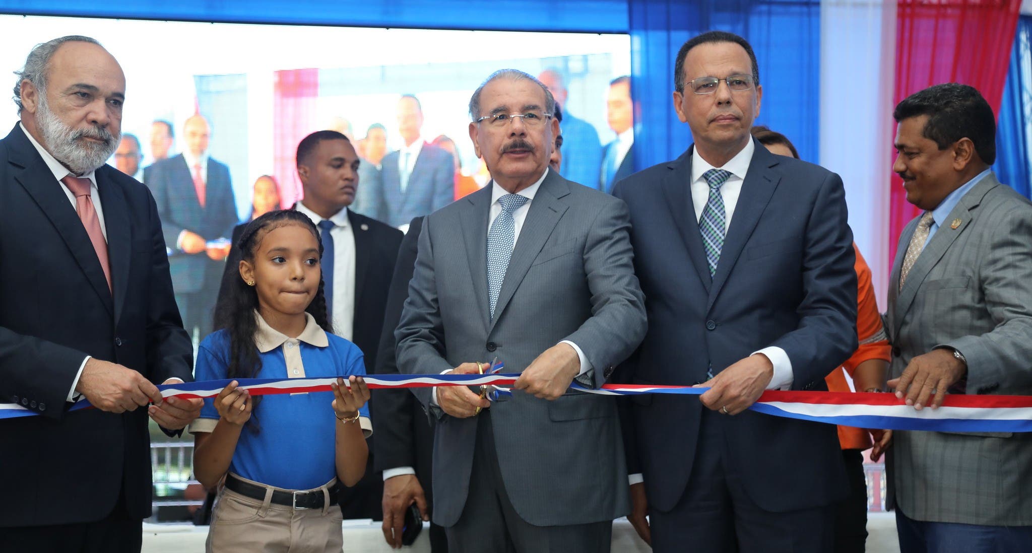 Presidente Danilo Medina entrega un centro educativo en Los Alcarrizos