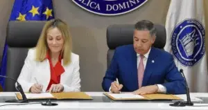 Gobierno suscribe contrato de préstamo con el BEI por US$50 millones para obras