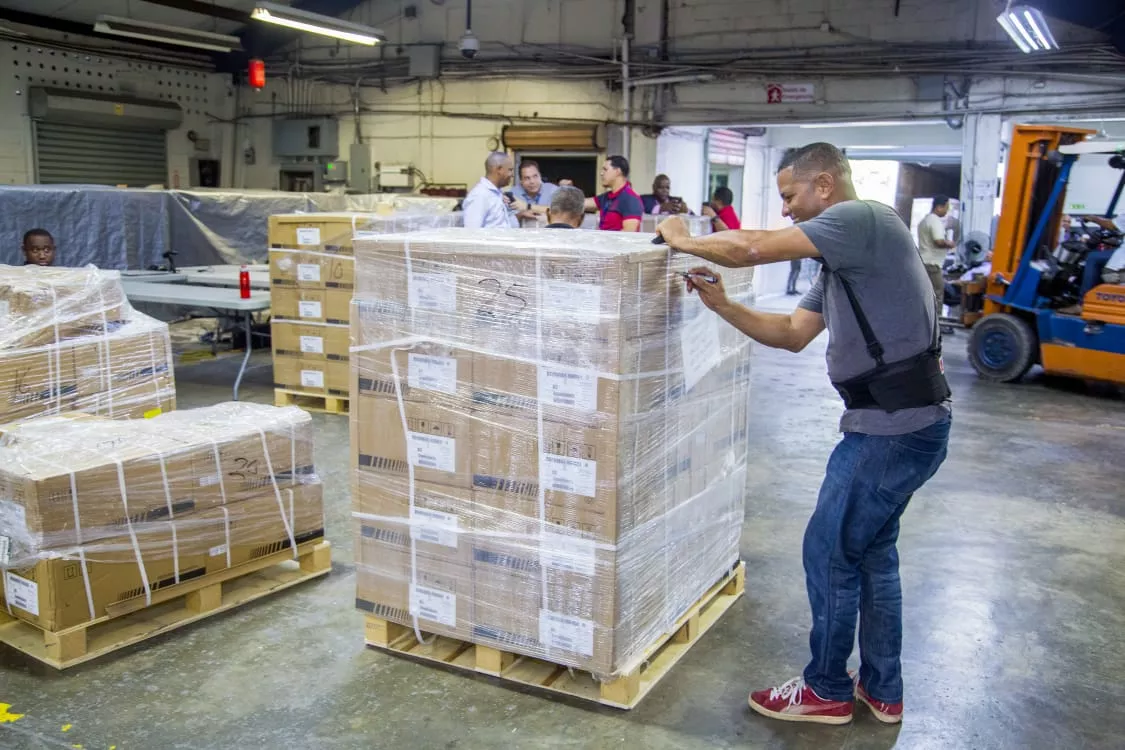 JCE recibe 6, 080 equipos para implementación de Voto Automatizado en primarias