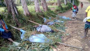 Decenas de mujeres y niños mueren en el «peor asesinato por venganza» en Papúa Nueva Guinea