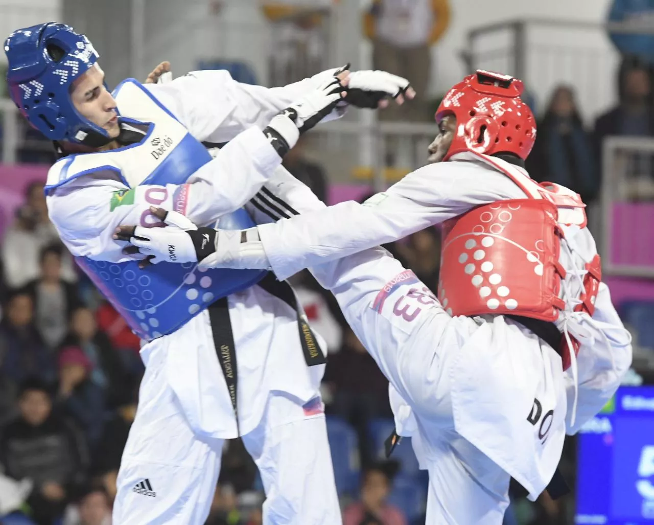 Bernardo Pie gana la medalla de plata en Taekwondo en los Juegos Panamericanos